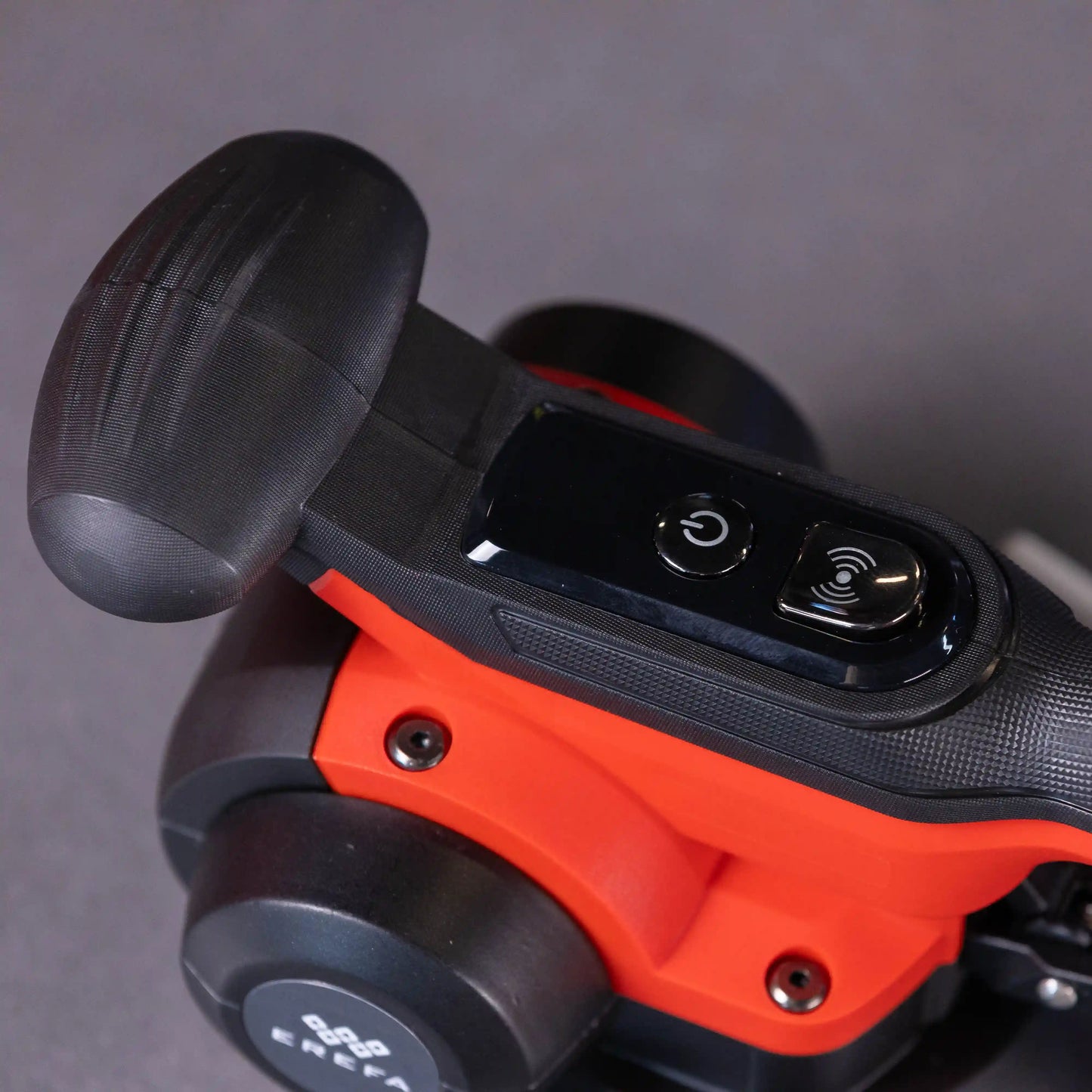 E3007 Vibrator za pločice sa baterijom od 21V i šestostepenim sistemom podešavanja vibracija