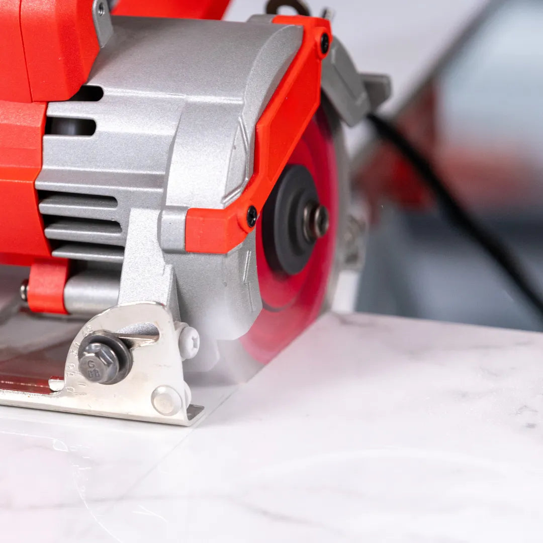 E3009 Sekač mermera sa motorom od 1300W i mogućnošću sečenja pod uglom od 45°