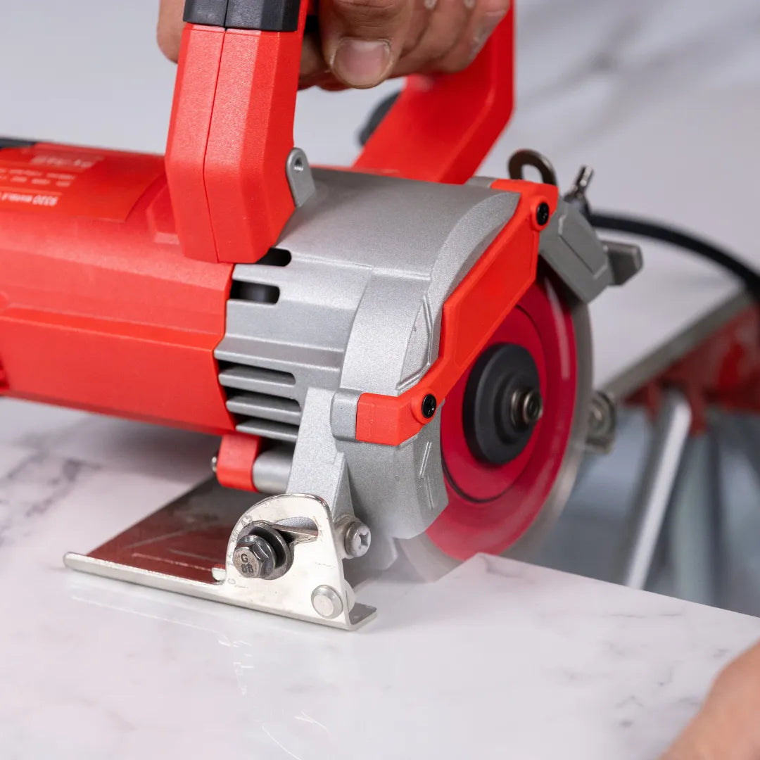 E3009 Sekač mermera sa motorom od 1300W i mogućnošću sečenja pod uglom od 45°