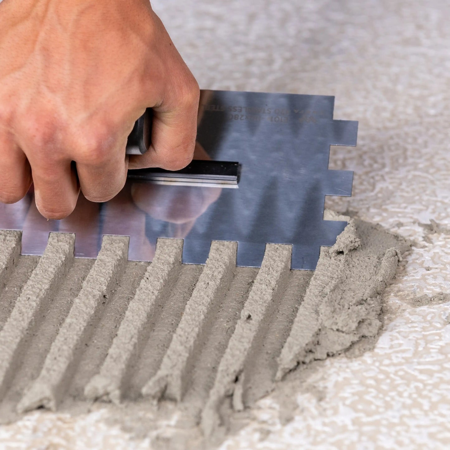 E1013 Inox gleterica sa razmakom od 12 mm