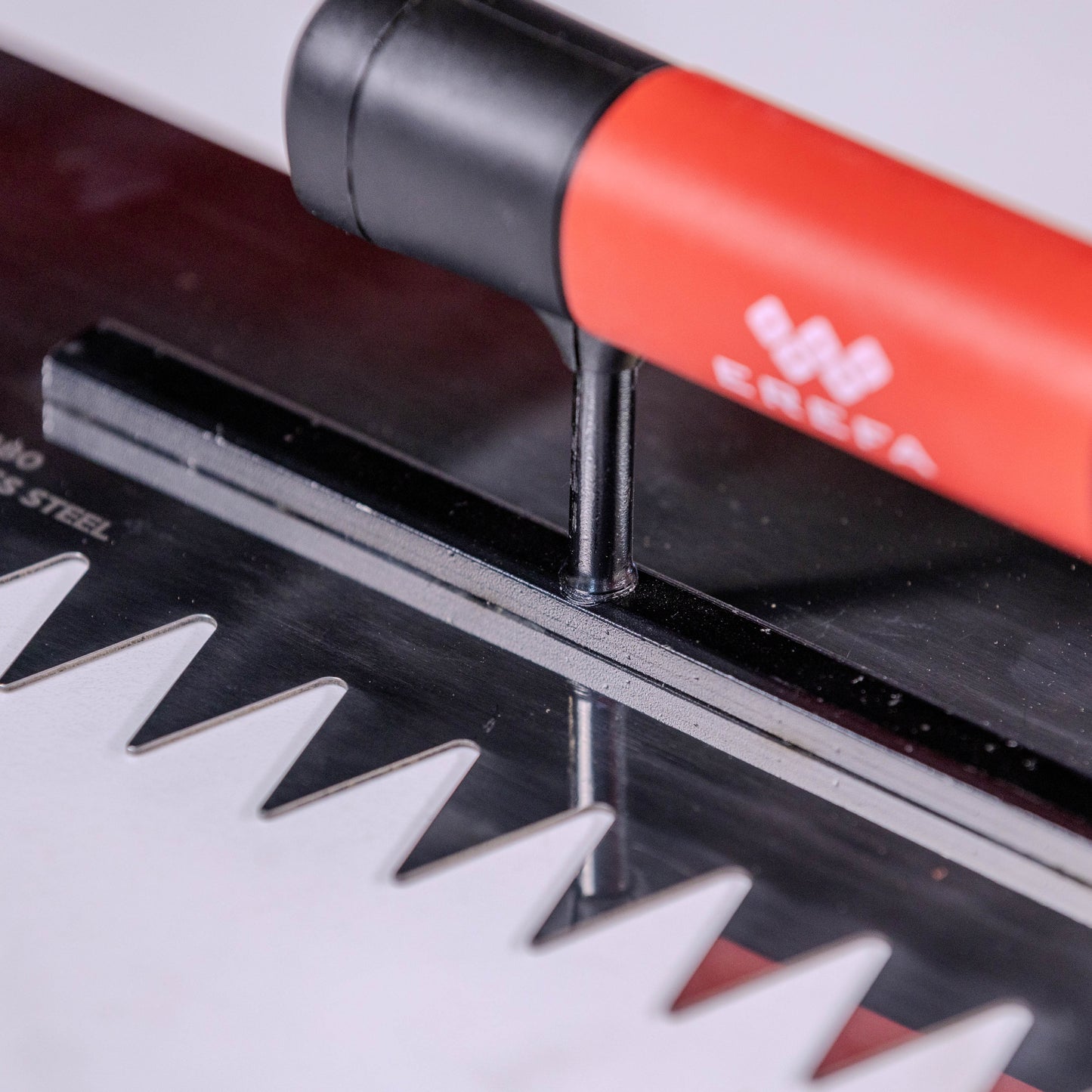 E1015 Gleterica od nerđajućeg čelika sa pločom 110x280 mm za precizno postavljanje pločica