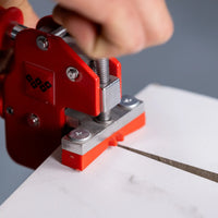 E1005 Klješta za ploče – profesionalna, ojačana konstrukcija sa ergonomskom drškom za preciznost i izdržljivost