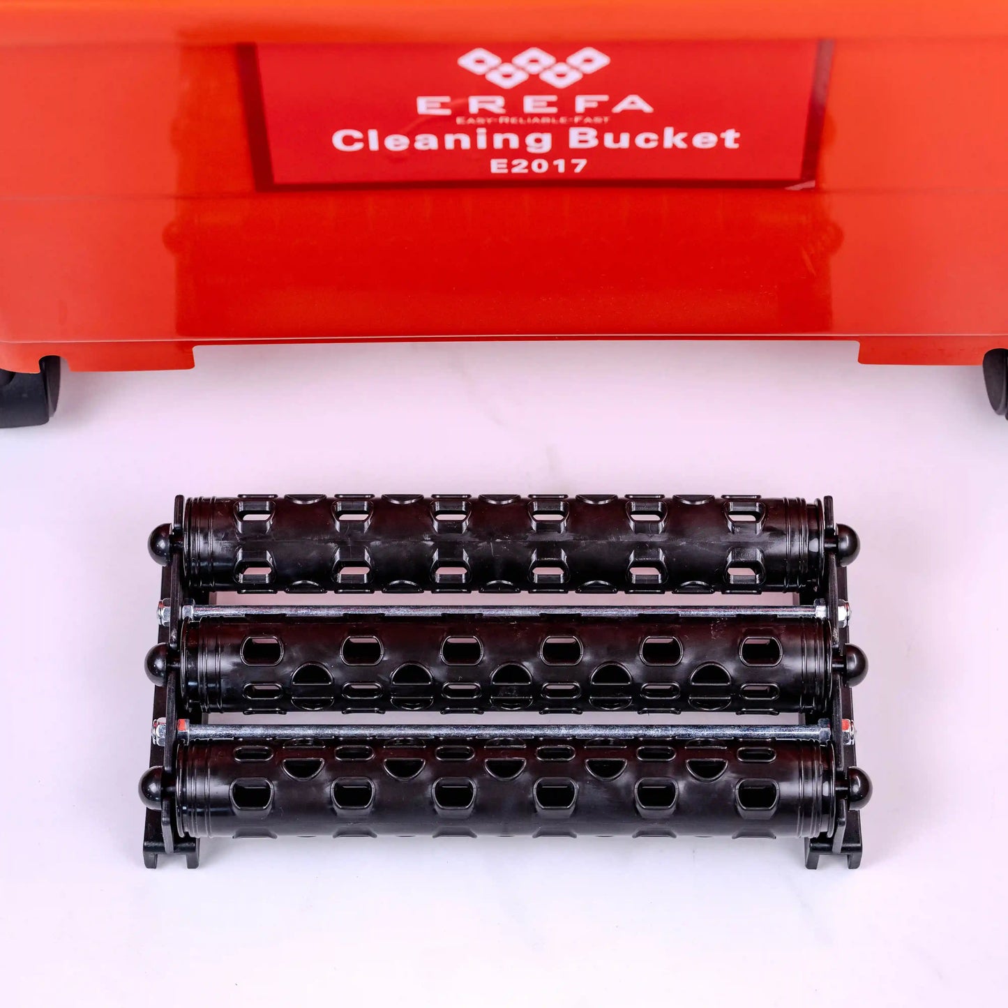 E2017 Kanta za čišćenje od visokog gustinskog polietilena sa integrisanim valjkom i kapacitetom od 20L