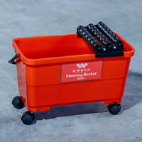 E2017 Kanta za čišćenje od visokog gustinskog polietilena sa integrisanim valjkom i kapacitetom od 20L