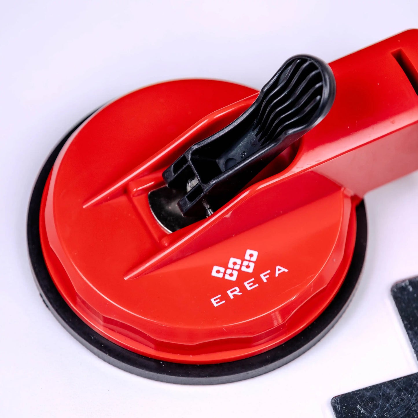 E1026 Podesiva ugaona vakuum čaša (nosač) sa ergonomskom drškom i kapacitetom od 50 kg